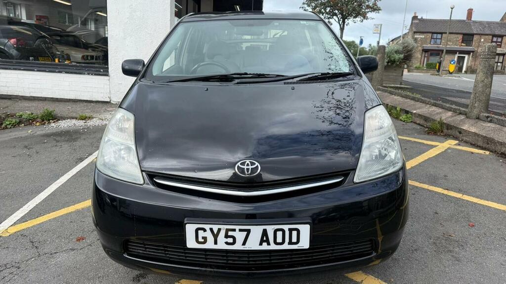 Toyota Prius 1.5 T3 Cvt Black #5
