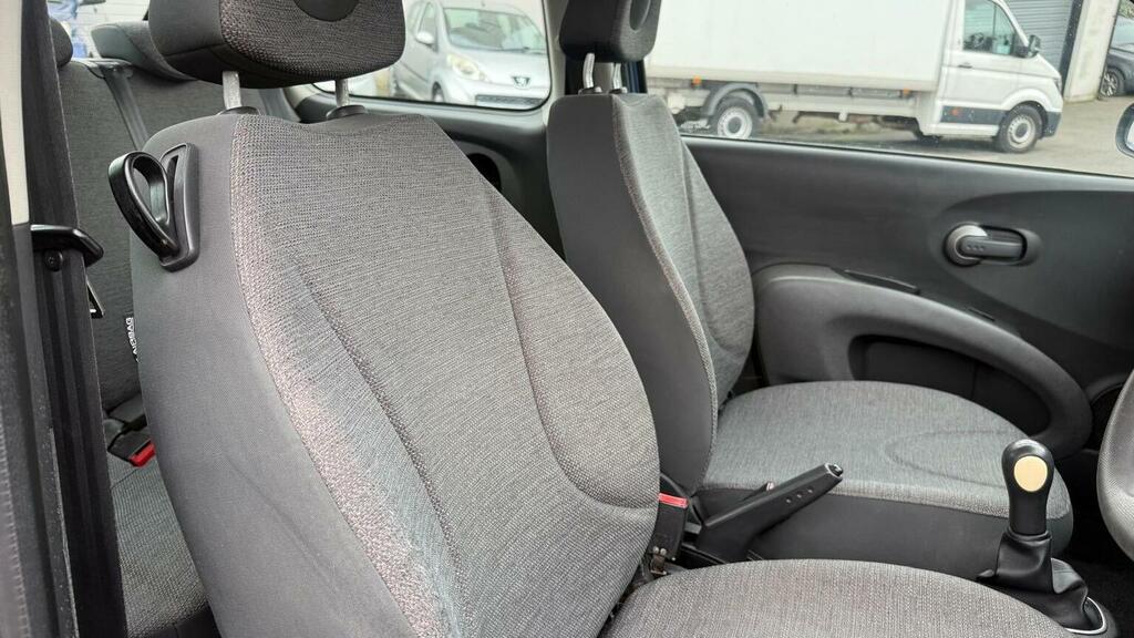 Nissan Micra 1.2 Initia Blue #30