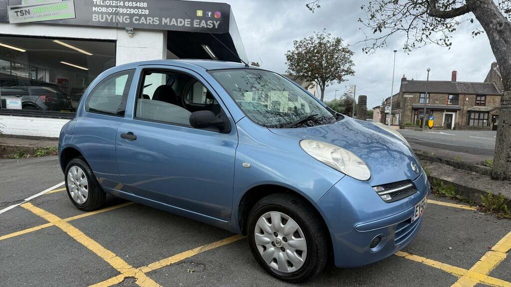 Nissan Micra 1.2 16V Initia Blue