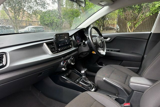 Kia RIO T-gdi 2 Hatchback Silver #4