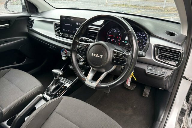 Kia RIO T-gdi 2 Hatchback Silver #2