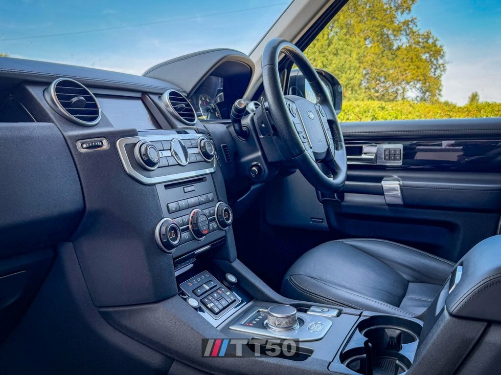 Land Rover Discovery 4 3L Hse Luxury Black #4