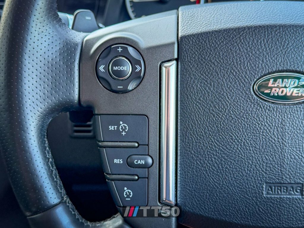 Land Rover Discovery 4 Se Tech Black #28