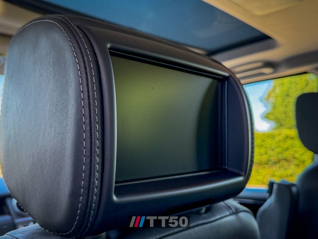 Land Rover Discovery 4 Se Tech Black #39