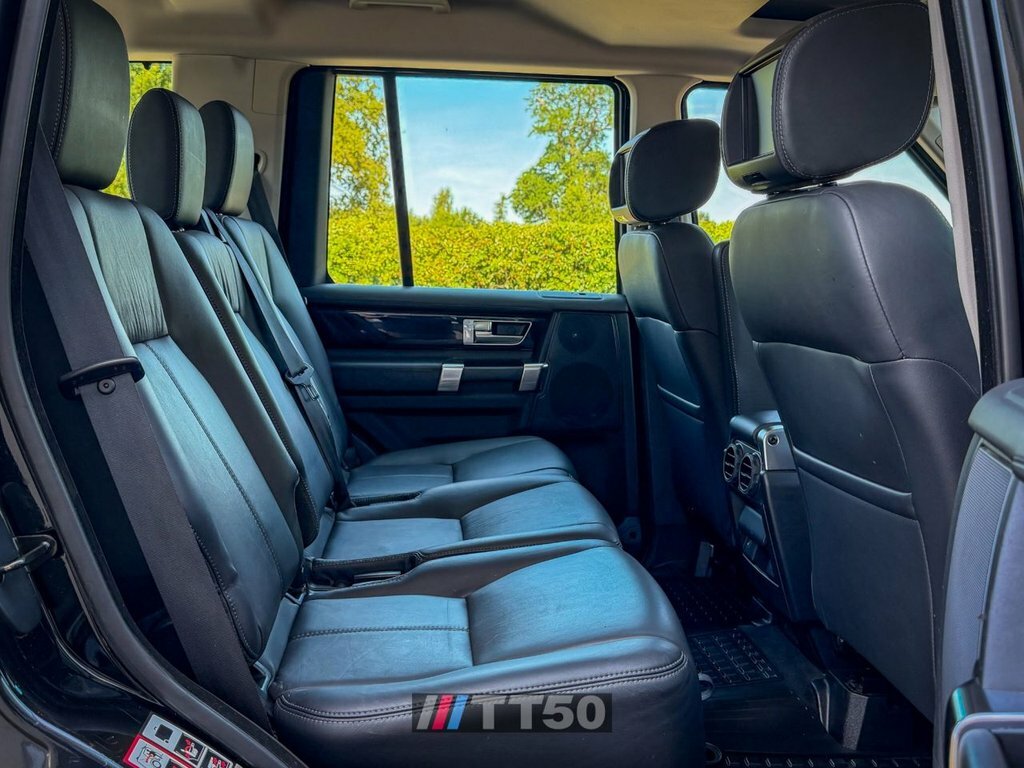 Land Rover Discovery 4 Se Tech Black #14