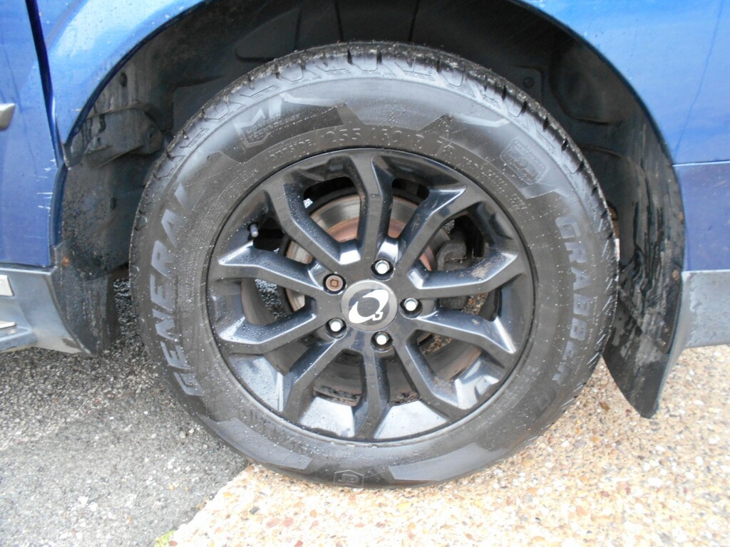SsangYong Musso Se Black #22