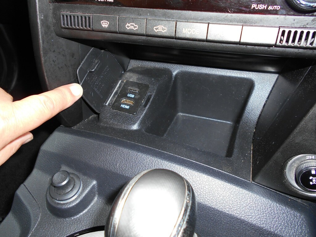 SsangYong Musso Se Black #12