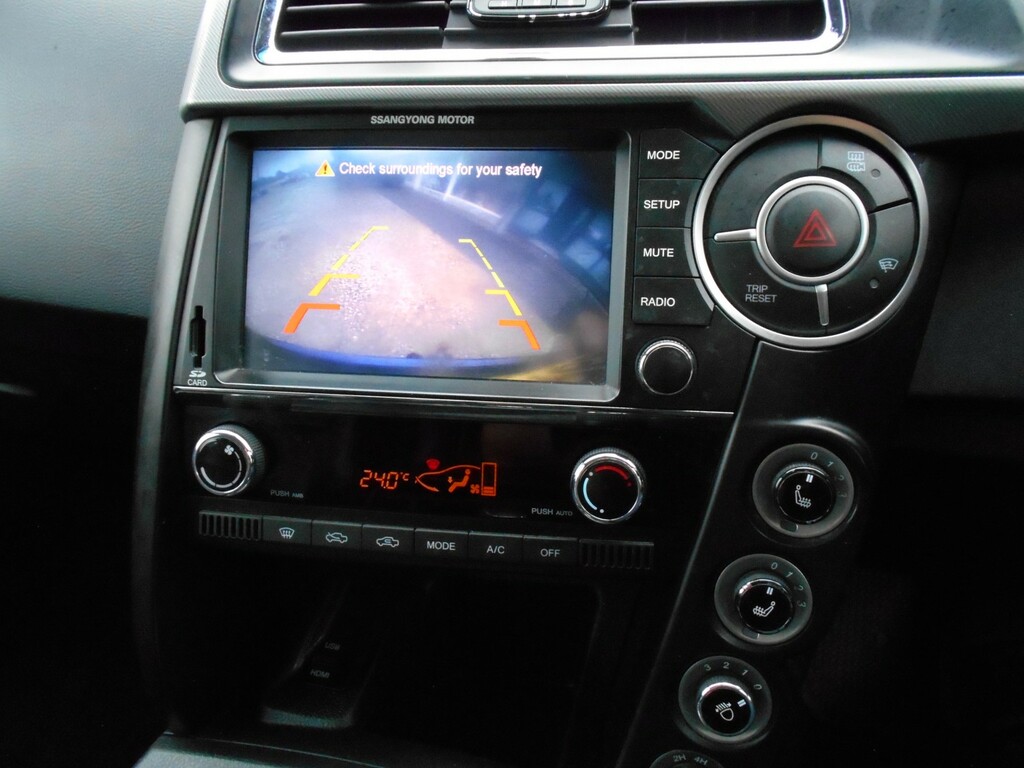 SsangYong Musso Se Black #13