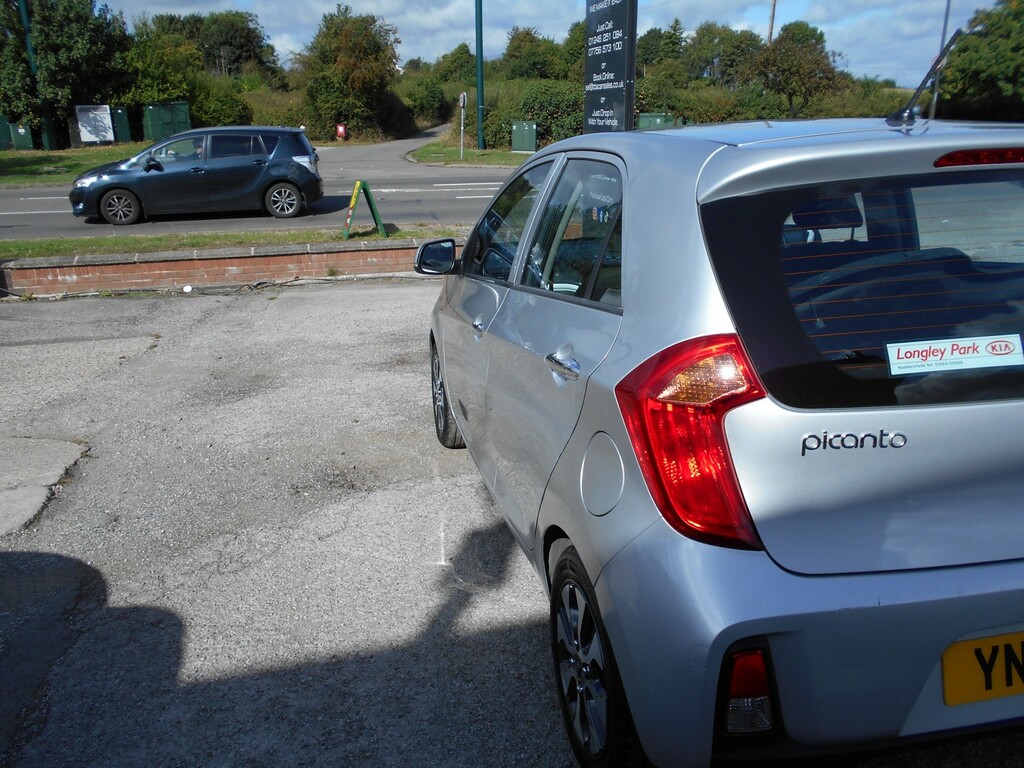 Kia Picanto 1.25 Chilli Red #8