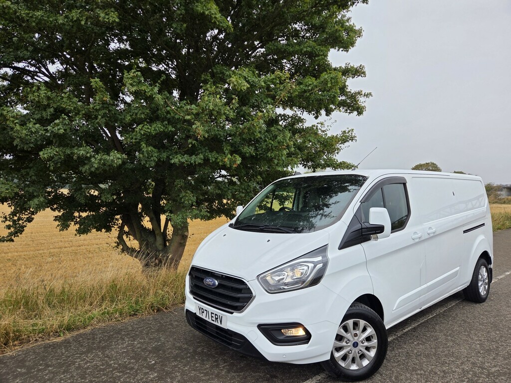 Ford Transit Custom Panel Van 2.0 Transit Custom Limited Van 300 L2 2. White