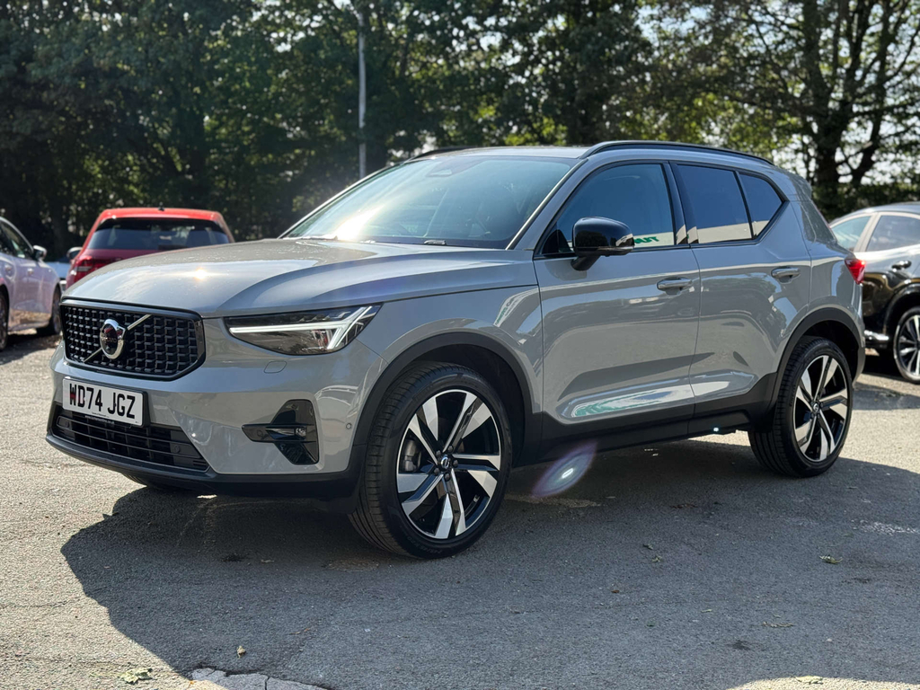 Volvo XC40 2.0L B4 Mhev Ultra Dark Dct WD74JGZ Grey #3