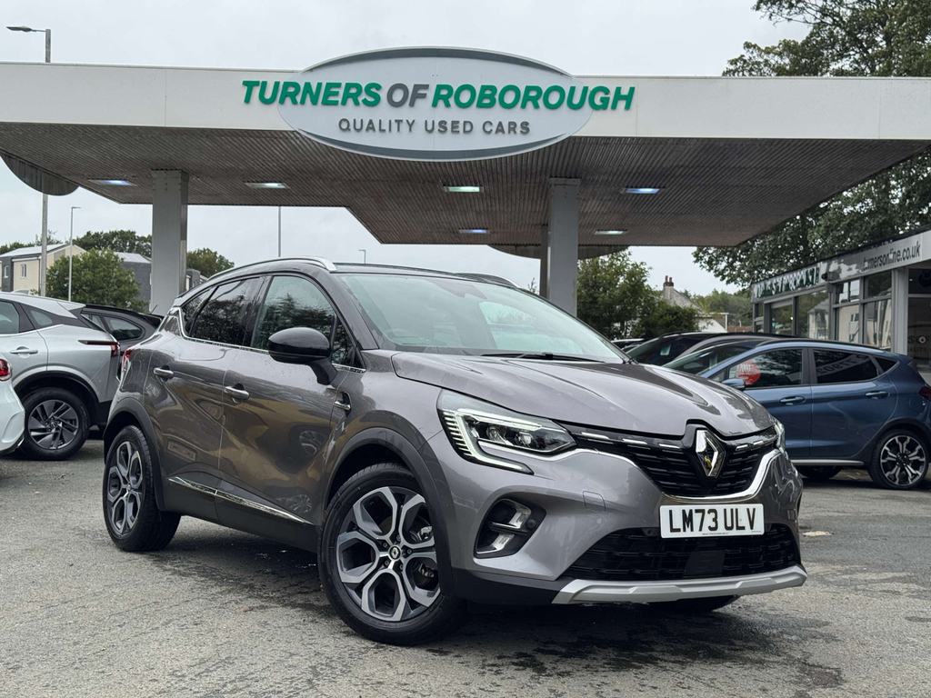 Renault Captur 1.6L E-tech Hybrid Techno Grey
