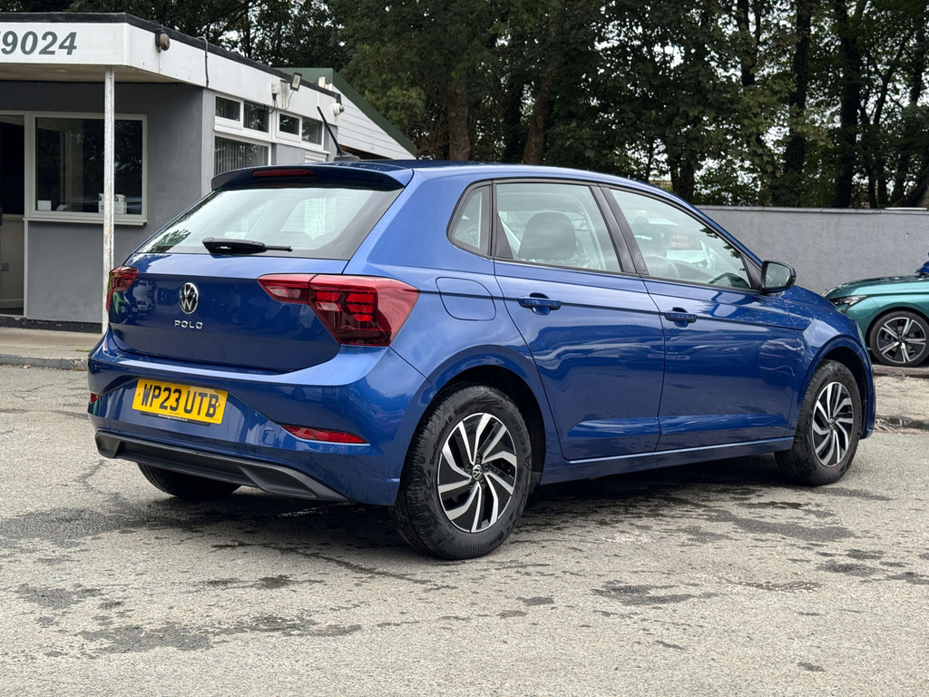 Volkswagen Polo 1.0L Life Blue #5