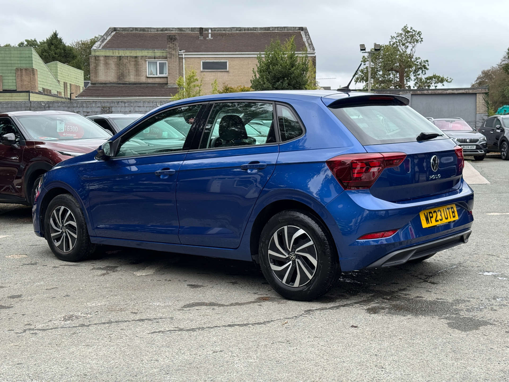 Volkswagen Polo 1.0L Life Blue #4