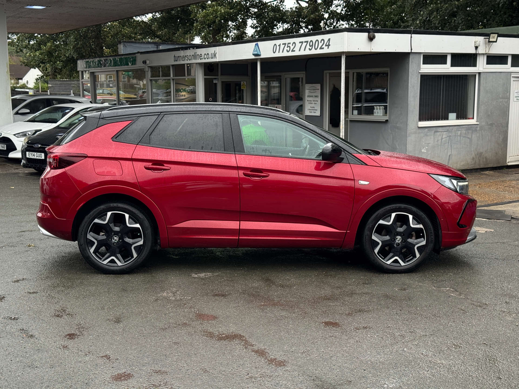Vauxhall Grandland 1.2L Turbo Ultimate Red #6