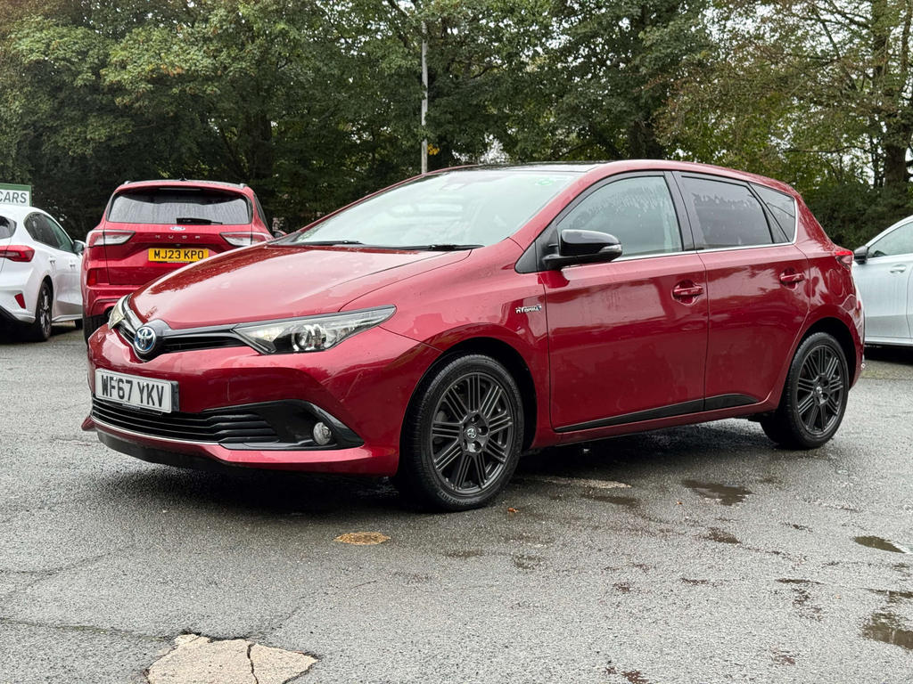 Toyota Auris 1.8L Vvt-h Gb25 Cvt Safety Sense Red #3