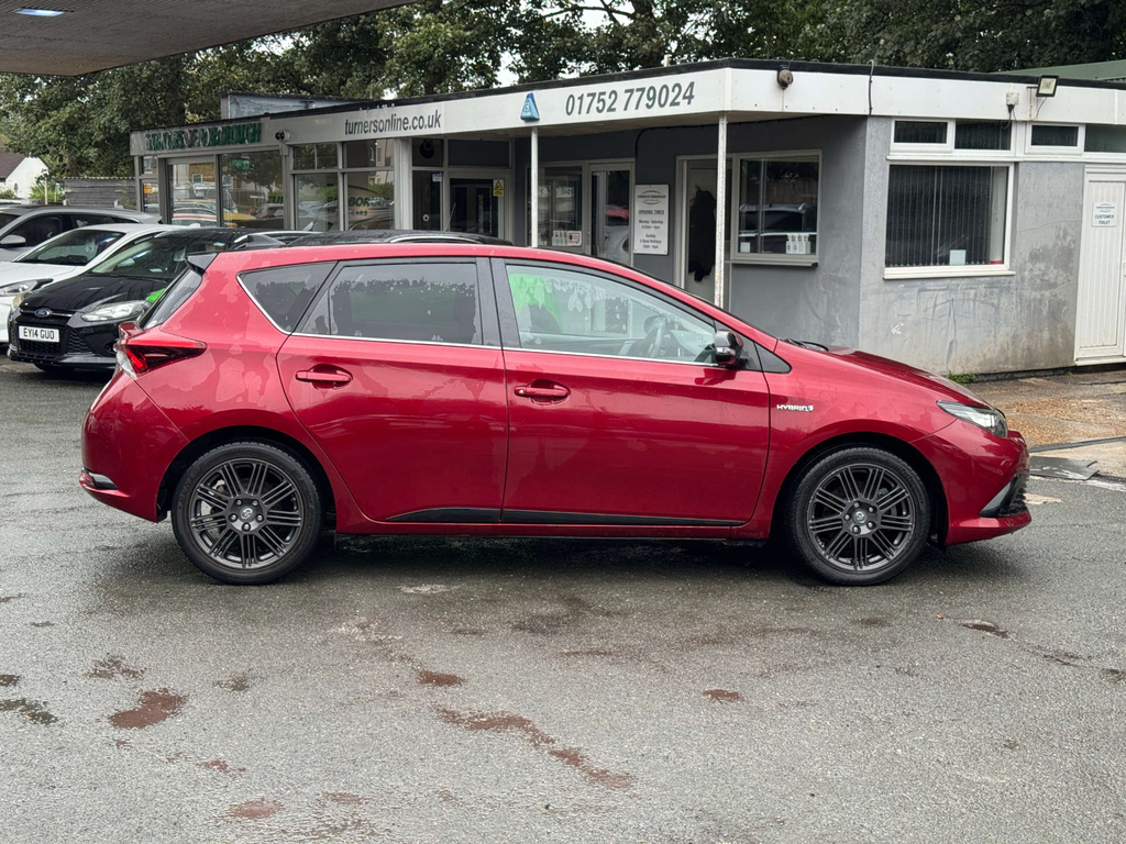 Toyota Auris 1.8L Vvt-h Gb25 Cvt Safety Sense Red #6