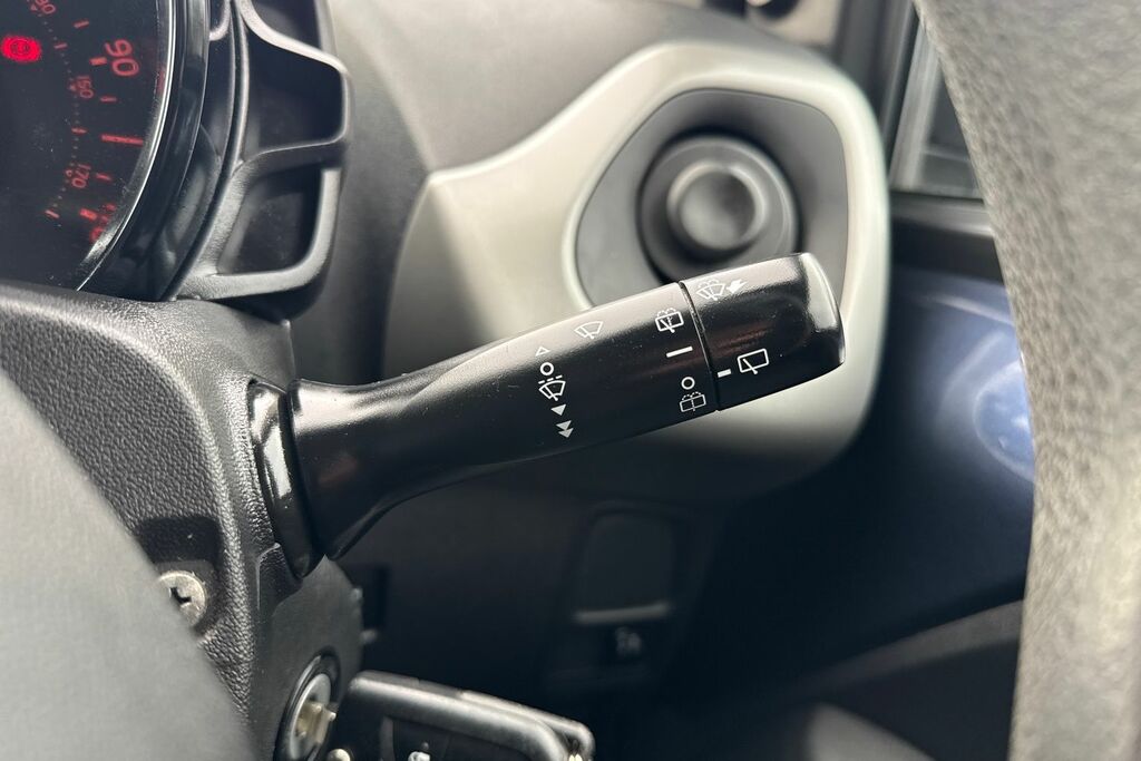 Peugeot 108 Active Black #18