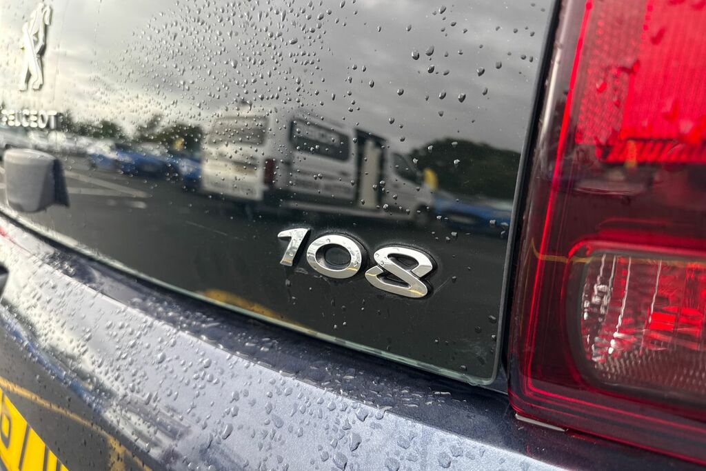 Peugeot 108 Active Black #39