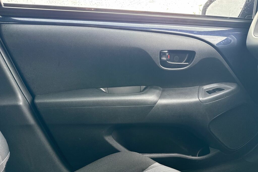 Peugeot 108 Active Black #31