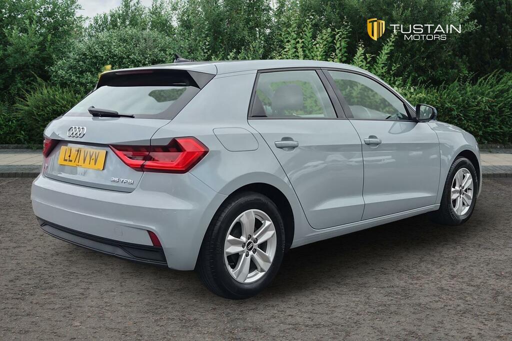 Audi A1 Petrol White #7