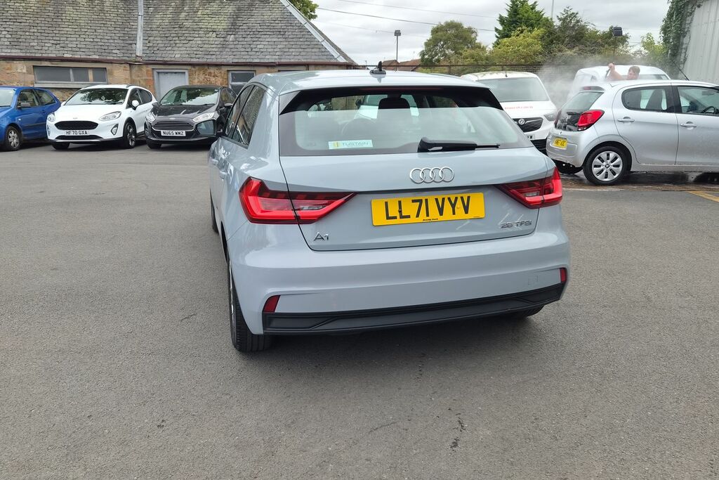 Audi A1 Petrol White #39
