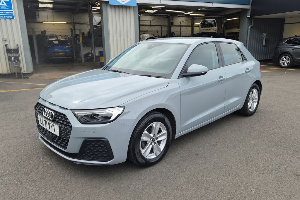Audi A1 Petrol White #32