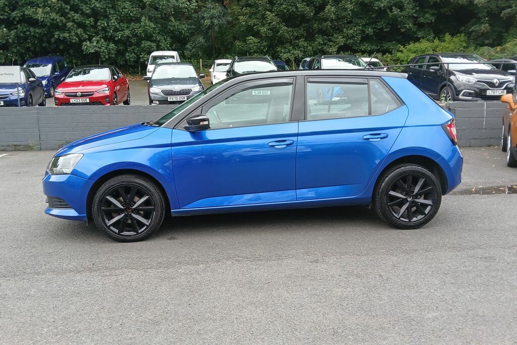 Skoda Fabia Hatchback Blue #33