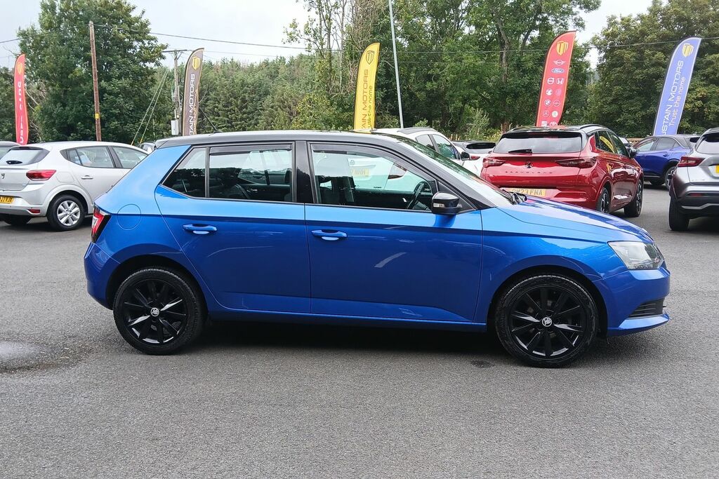 Skoda Fabia Hatchback Blue #37