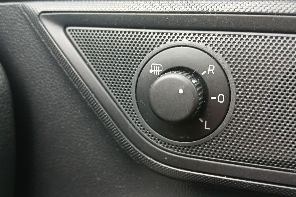 Skoda Fabia Hatchback Blue #26
