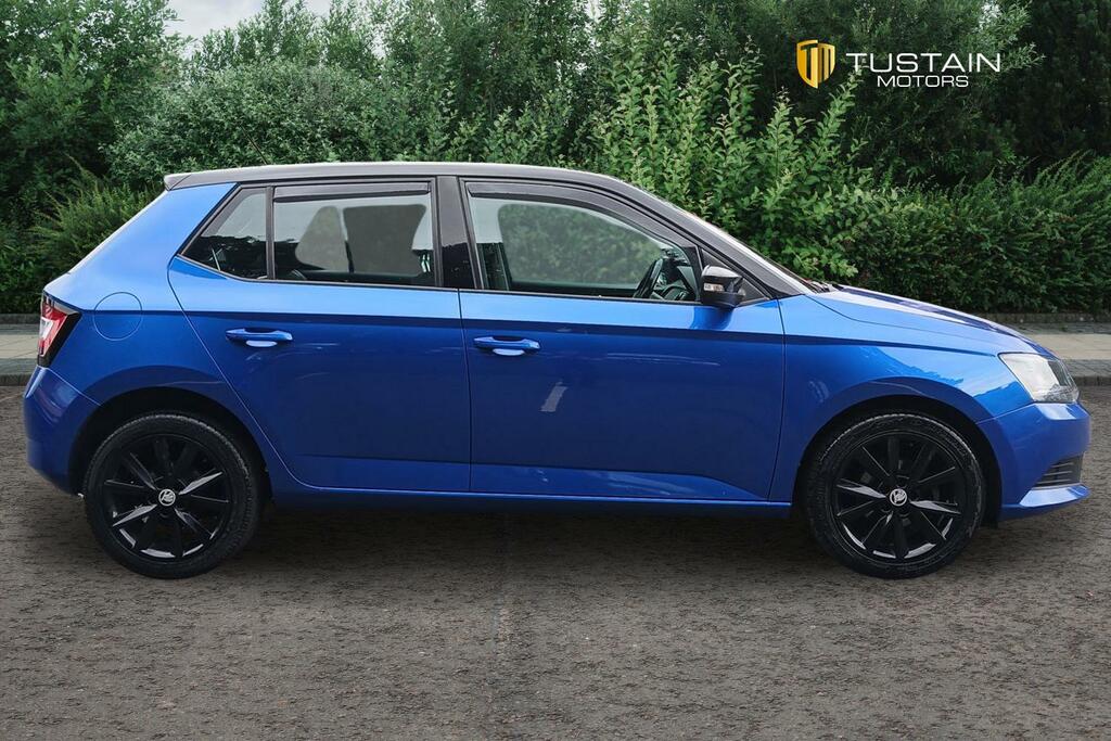 Skoda Fabia Hatchback Blue #8