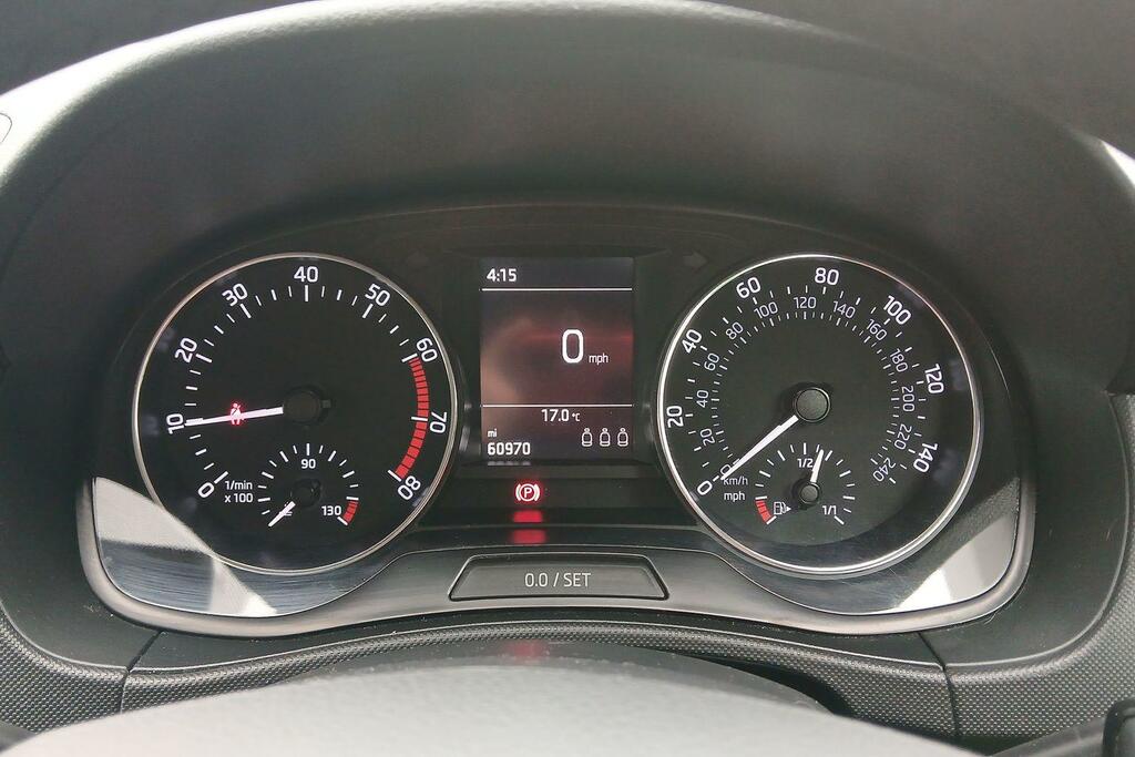 Skoda Fabia Hatchback Blue #13