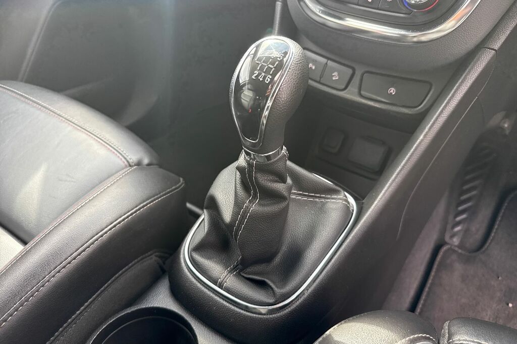 Vauxhall Mokka Hatchback Black #14
