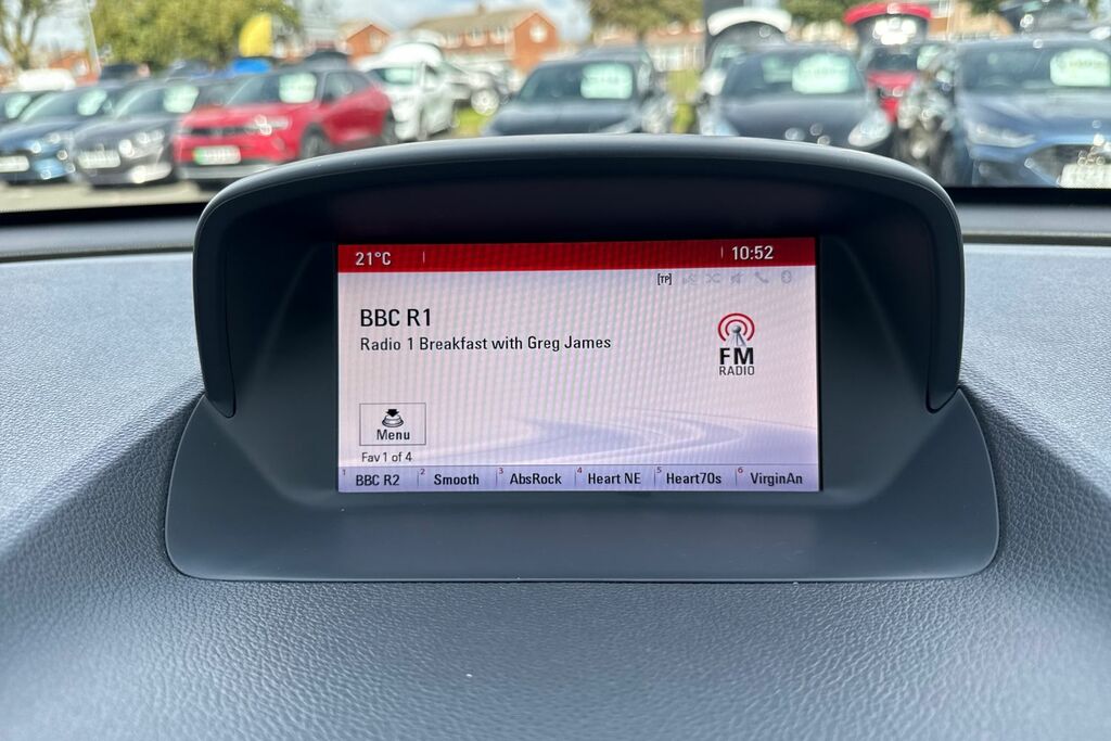 Vauxhall Mokka Hatchback Black #21