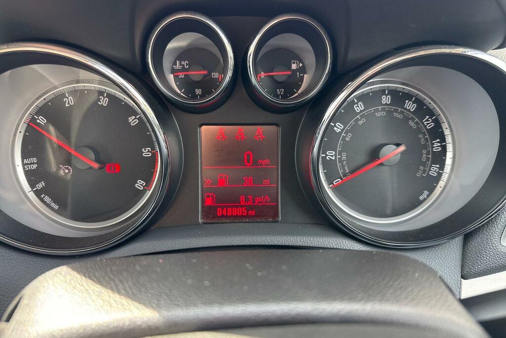 Vauxhall Mokka Hatchback Black #13