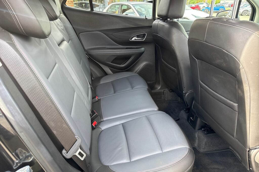 Vauxhall Mokka Hatchback Black #37
