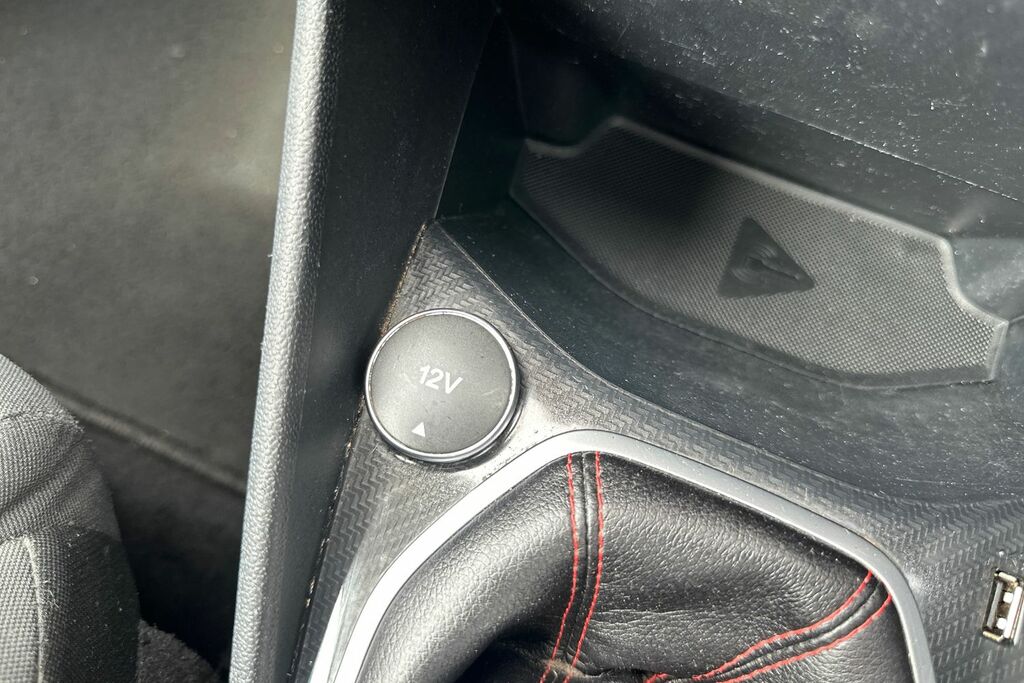 Ford Fiesta Hatchback Silver #17
