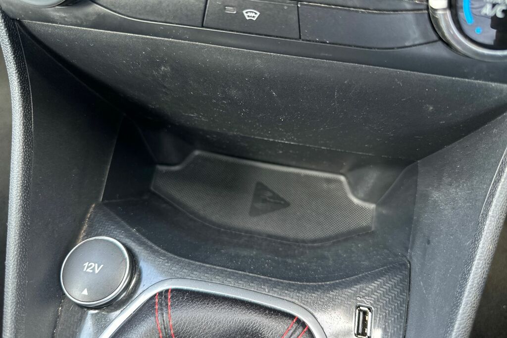 Ford Fiesta Hatchback Silver #38