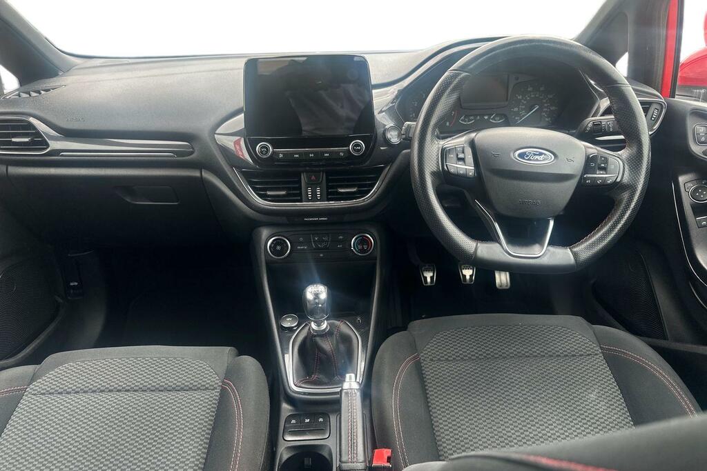 Ford Fiesta Hatchback Silver #4