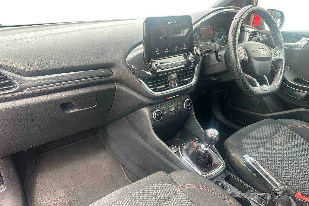 Ford Fiesta Hatchback Silver #5