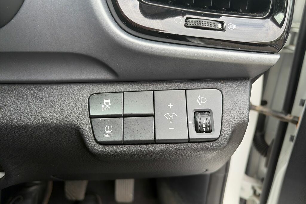 Kia Stonic 1.0T Gdi Maxx White #19