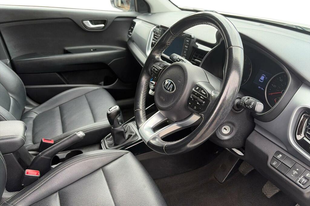 Kia Stonic Kia Stonic 1.0 T Gdi Maxx Suv White #2