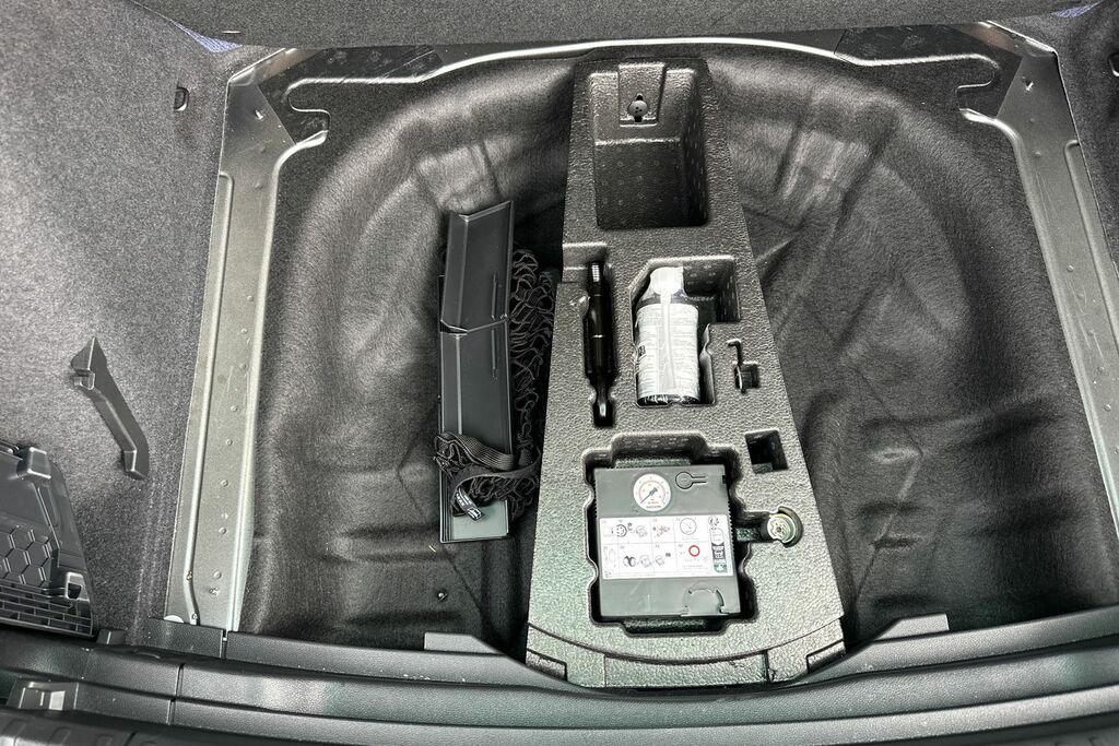 Skoda Karoq Se L Blue #38