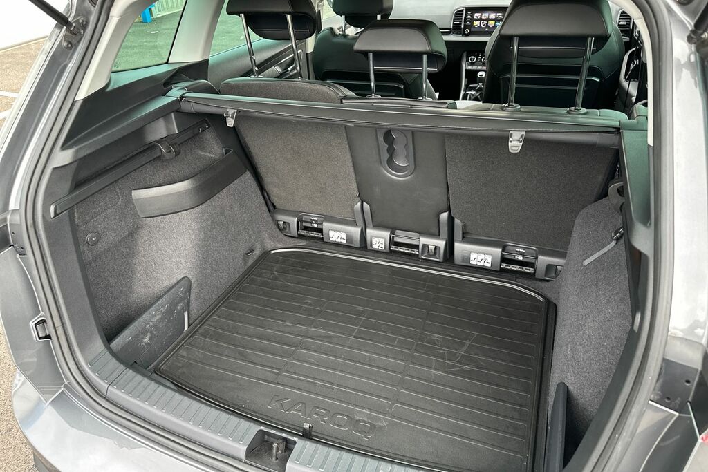 Skoda Karoq Se L Blue #36