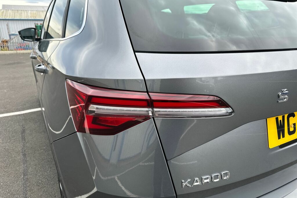 Skoda Karoq Se L Blue #39