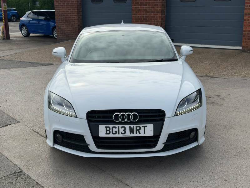 Audi TT 2.0T Fsi Black Edition White #6