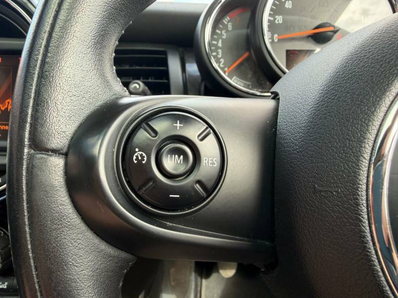 Mini Hatch 1.5 Cooper D Hatchback Euro 6 S Green #19