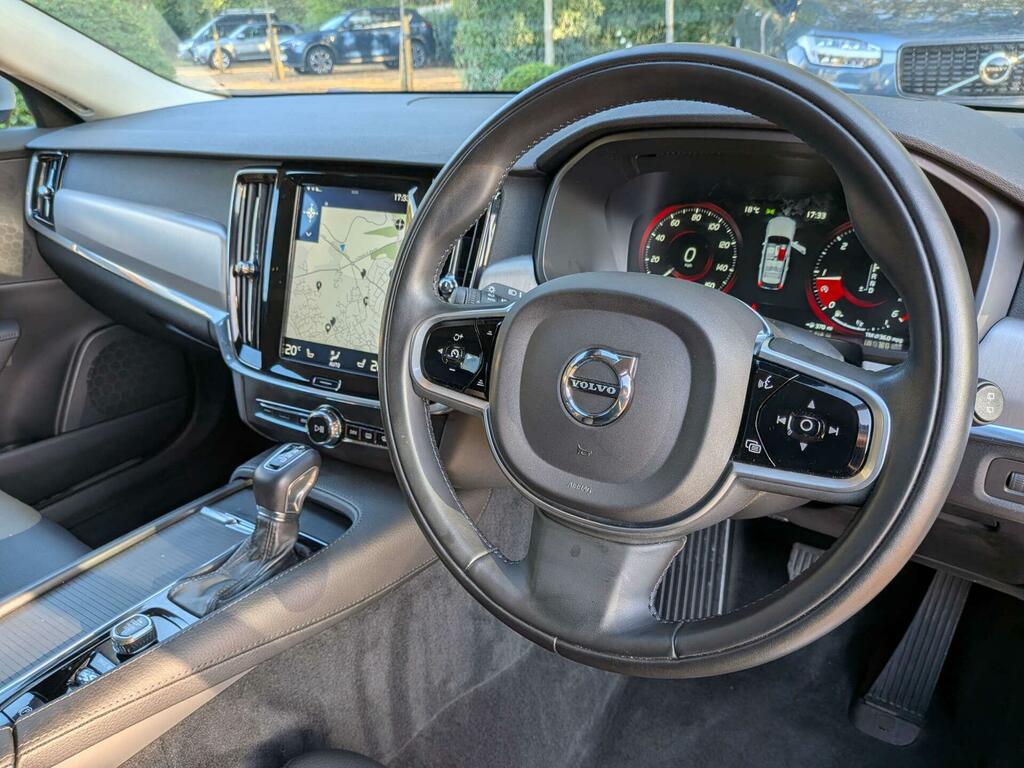 Volvo V90 2.0 D4 Momentum Pro Euro 6 Ss Silver #4