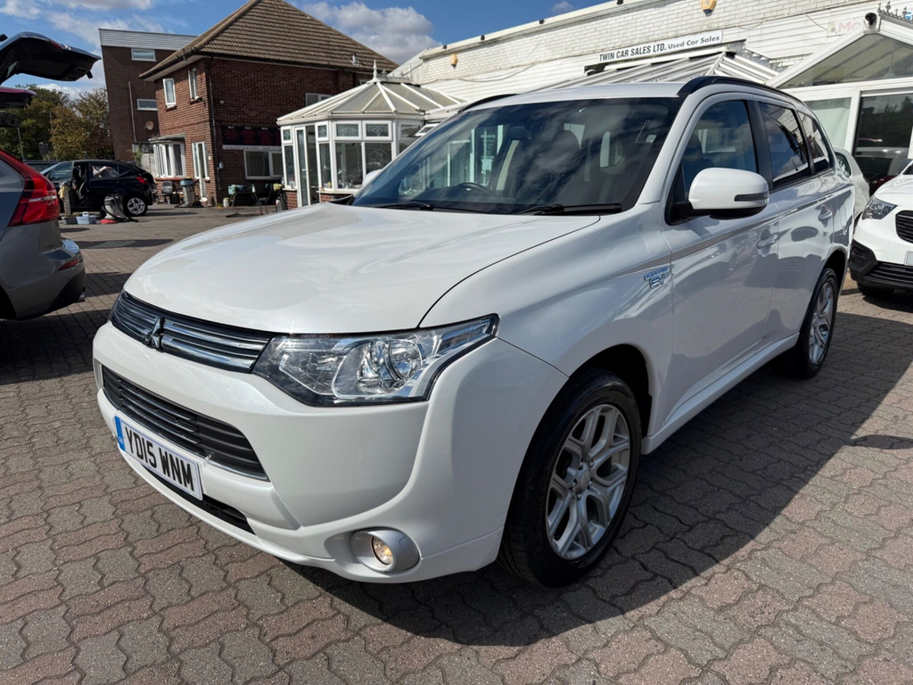 Mitsubishi Outlander 2.0H 12Kwh Gx3h Cvt 4Wd Euro 5 Ss White #3