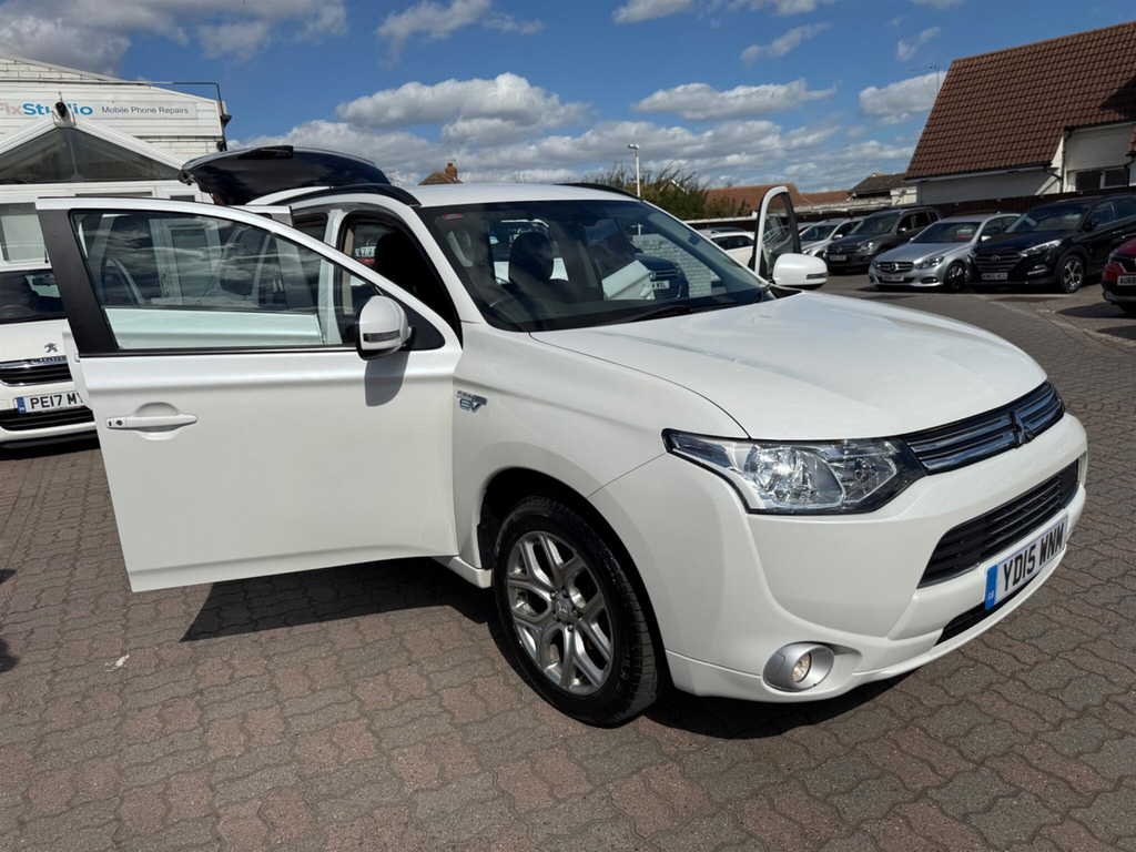 Mitsubishi Outlander 2.0H 12Kwh Gx3h Cvt 4Wd Euro 5 Ss White #5